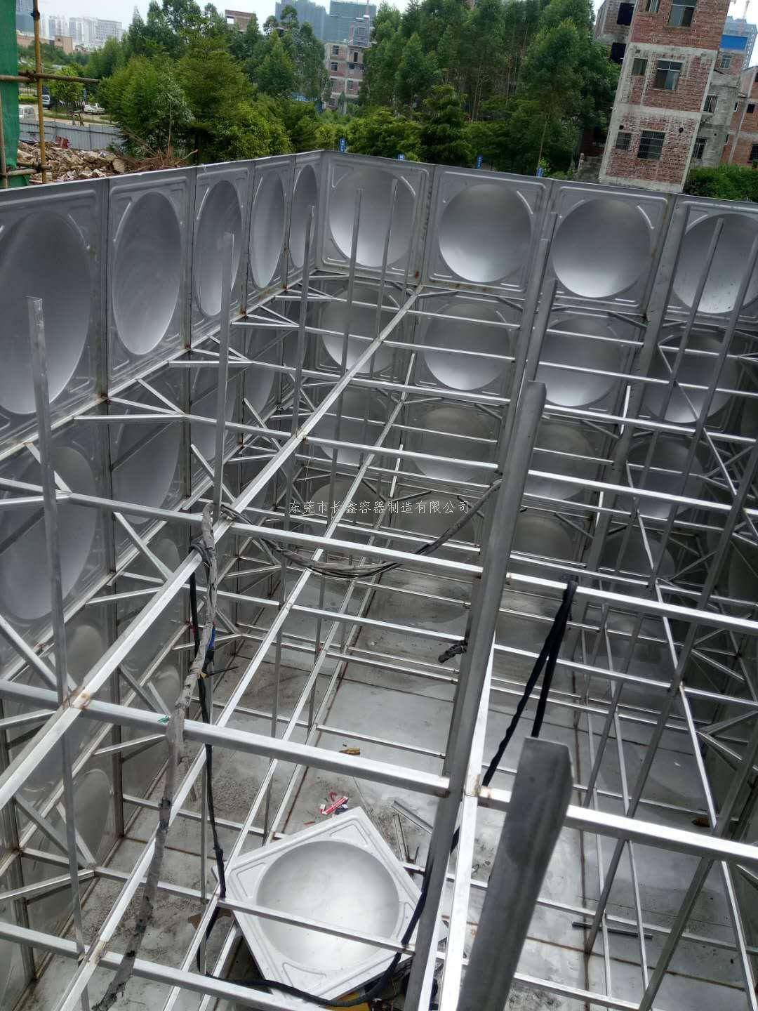 不锈钢水箱，不锈钢水箱厂家，不锈钢水箱价格，不锈钢消防水箱，不锈钢保温水箱