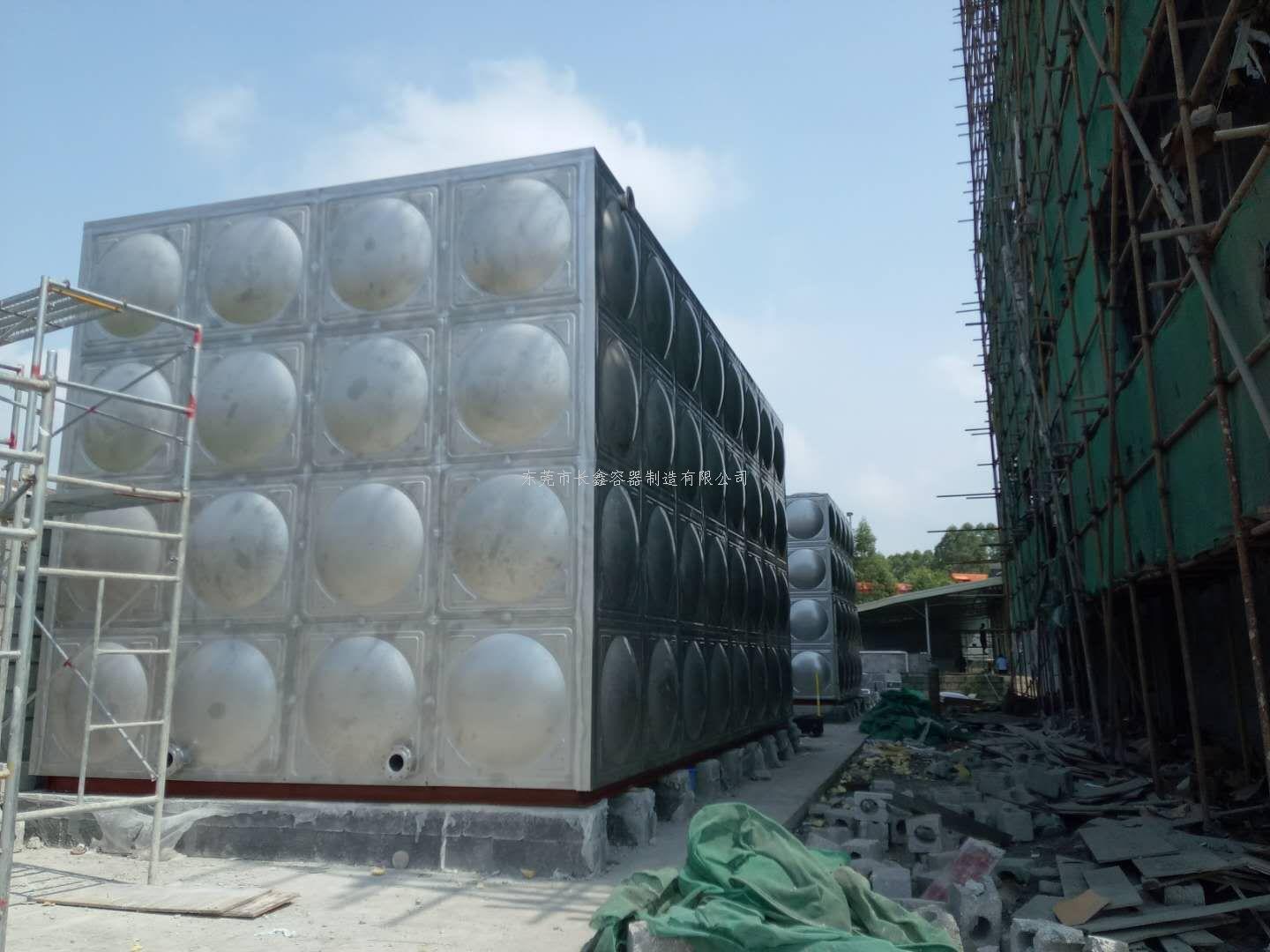 不锈钢水箱，不锈钢水箱厂家，不锈钢水箱价格，不锈钢消防水箱，不锈钢保温水箱